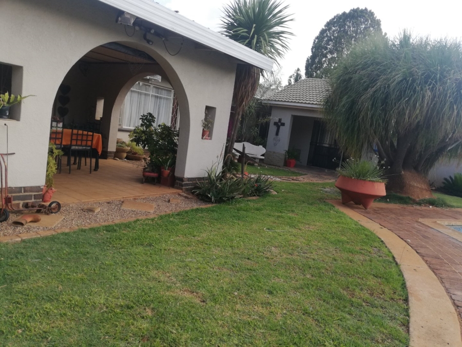 3 Bedroom Property for Sale in Flamwood North West
